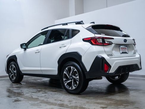 Used 2024 Subaru Crosstrek 2.0i Premium image 7