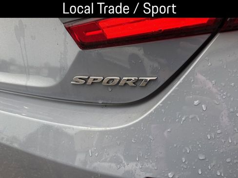 Used 2022 Honda Accord Sport image 3