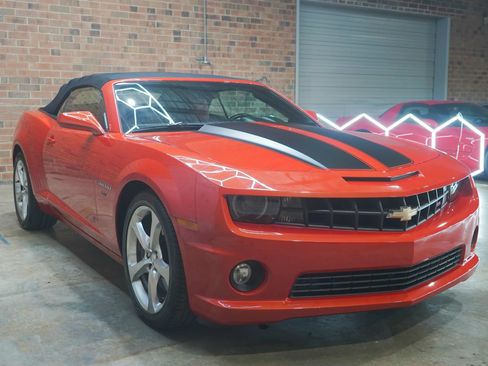 Used 2013 Chevrolet Camaro SS w/ RS Package RWD image 3