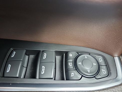 Used 2025 GMC Sierra 2500 Denali w/ Denali Reserve Package image 25