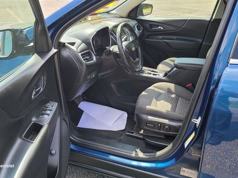 Used 2019 Chevrolet Equinox LT w/ Driver Convenience Package FWD image 18