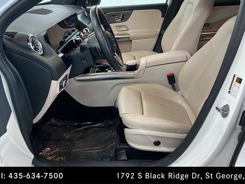 Certified 2022 Mercedes-Benz GLA 250 4MATIC w/ Premium Package Lite image 17