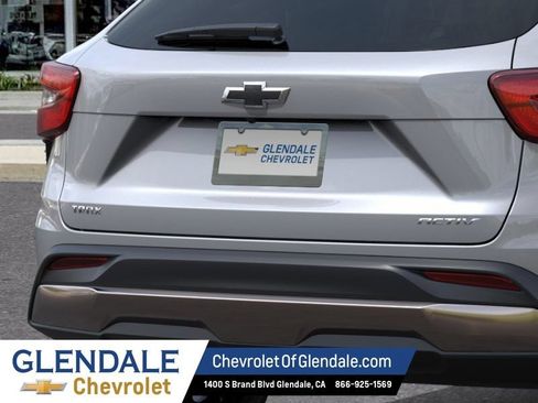 New 2026 Chevrolet Trax ACTIV FWD image 14