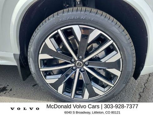 New 2026 Volvo XC90 B5 Plus w/ Protection Package Premier AWD/4WD image 20