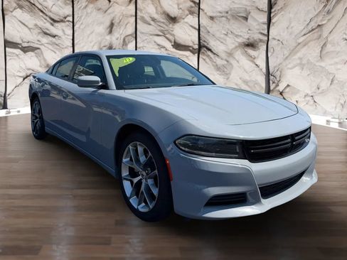 Used 2022 Dodge Charger SXT w/ Plus Group RWD image 1