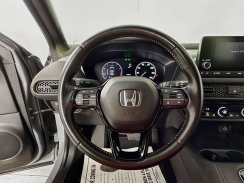 Used 2025 Honda HR-V Sport image 12