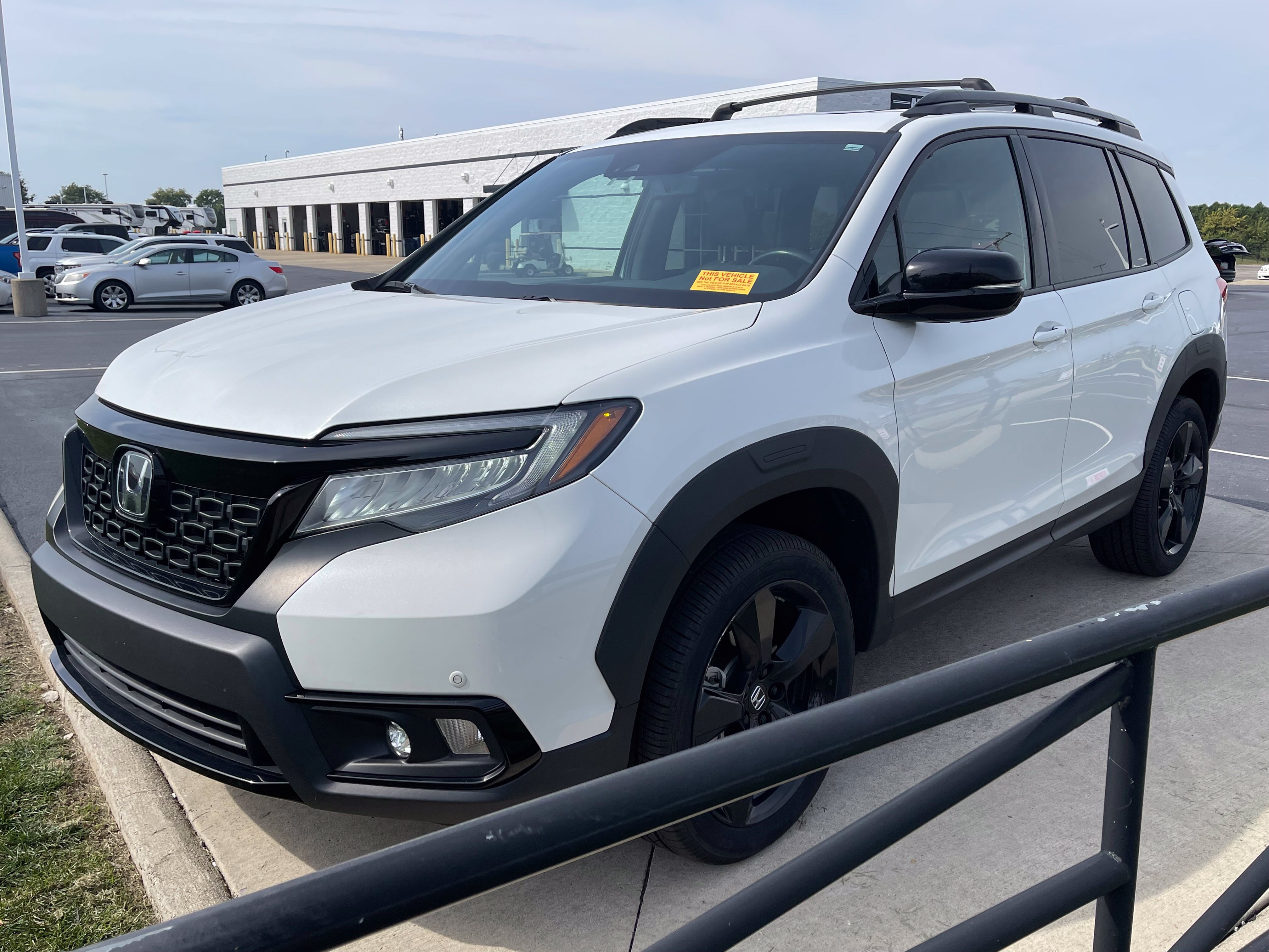 Used 2021 Honda Passport Elite image 3