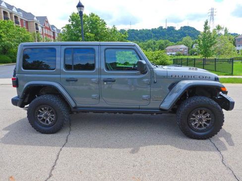 Used 2021 Jeep Wrangler Unlimited Rubicon w/ Trailer Tow Package AWD/4WD image 12