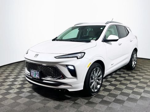 Used 2024 Buick Encore GX Avenir w/ Avenir Convenience Package FWD image 3