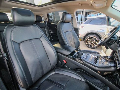 Used 2023 Lincoln Nautilus Reserve w/ Equipment Group 202A AWD/4WD image 19