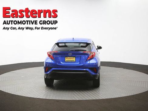 Used 2021 Toyota C-HR XLE image 36