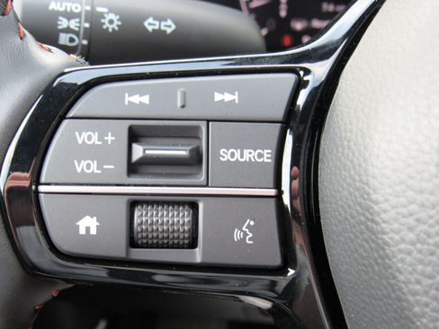 Used 2024 Honda HR-V Sport image 12