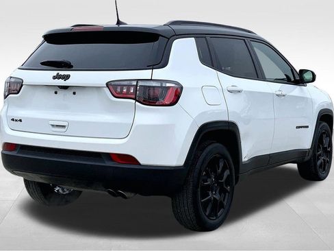 Used 2022 Jeep Compass Altitude image 13