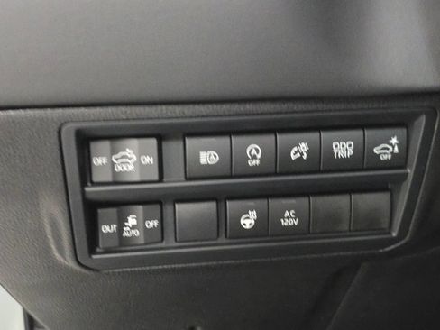 New 2026 Toyota Tundra Platinum image 12