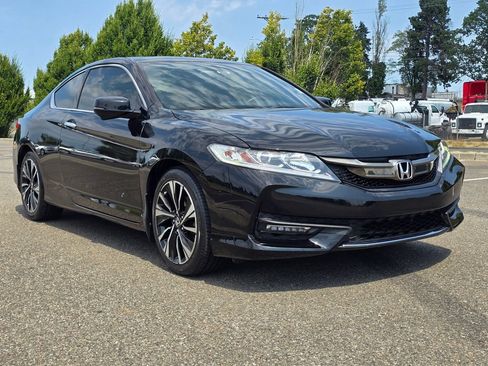 Used 2017 Honda Accord EX-L image 7