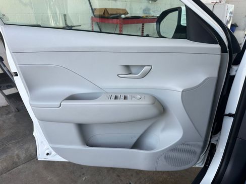 Used 2025 Hyundai Kona SEL image 20