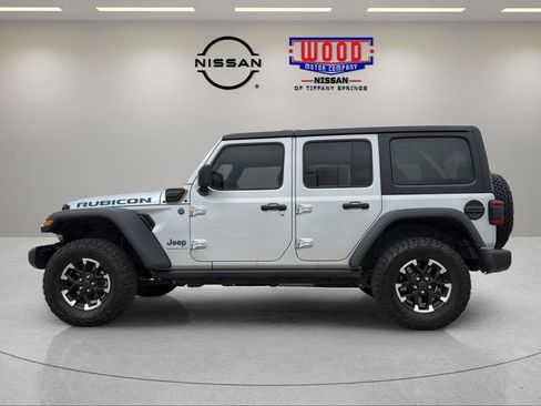 Used 2024 Jeep Wrangler Unlimited Rubicon 4xe AWD/4WD image 5