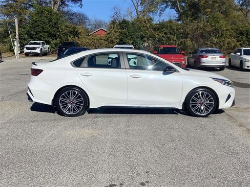 Used 2023 Kia Forte GT w/ GT2 Package image 2