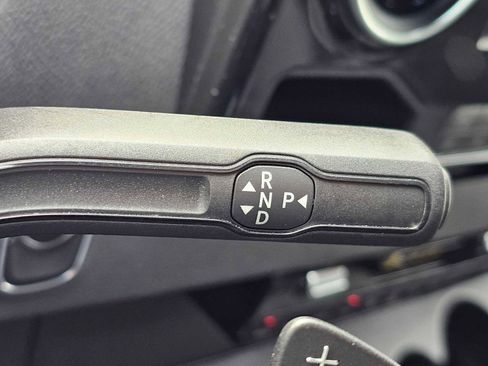 Used 2024 Mercedes-Benz Sprinter 4500 image 33