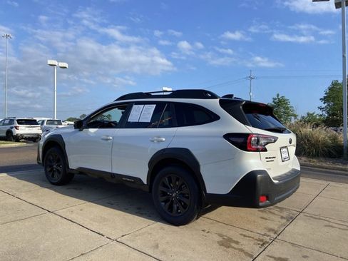Used 2023 Subaru Outback Onyx Edition XT w/ Popular Package #2 image 8