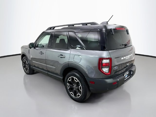 Used 2025 Ford Bronco Sport Outer Banks w/ Outer Banks Tech Package+ AWD/4WD image 5