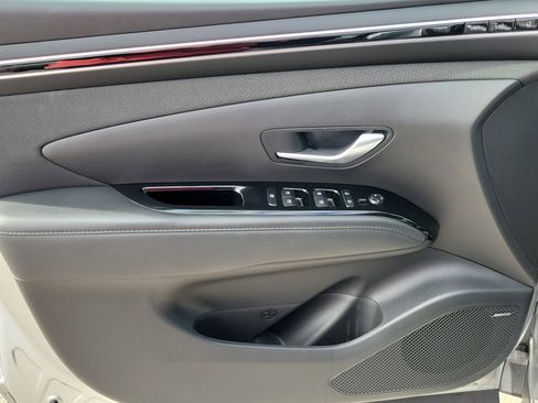 Used 2024 Hyundai Tucson Limited image 24