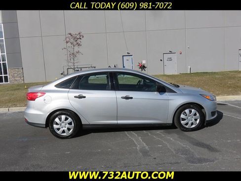 Used 2016 Ford Focus S FWD image 5