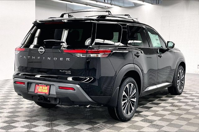 New 2026 Nissan Pathfinder Platinum w/ Cargo Package AWD/4WD image 17