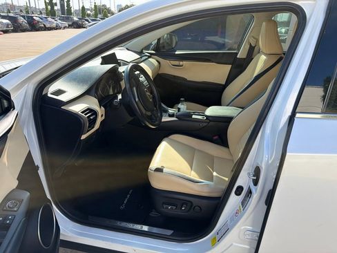 Used 2015 Lexus NX 200t FWD image 3