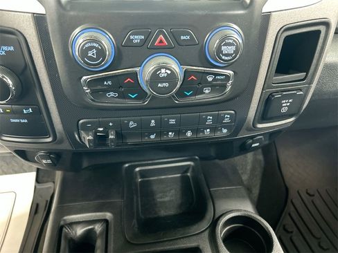 Used 2017 RAM 2500 Power Wagon w/ Leather & Luxury Group image 17