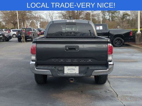 Used 2020 Toyota Tacoma TRD Off-Road image 4