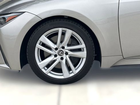Used 2021 Lexus IS 300 w/ Comfort Package RWD image 11