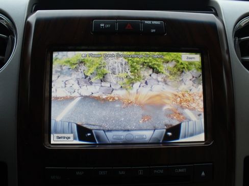 Used 2012 Ford F150 Lariat w/ Lariat Plus Pkg AWD/4WD image 33