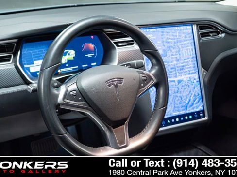 Used 2018 Tesla Model S 75D AWD/4WD image 30