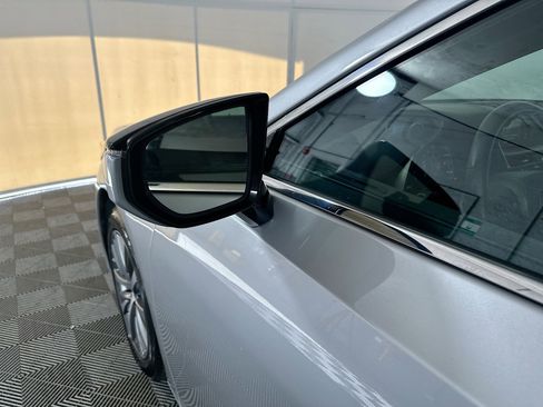 Used 2021 Lexus ES 350 w/ Accessory Package FWD image 10