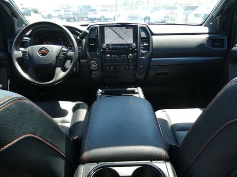 Used 2021 Nissan Titan PRO-4X w/ Pro-4x Convenience Package AWD/4WD image 23