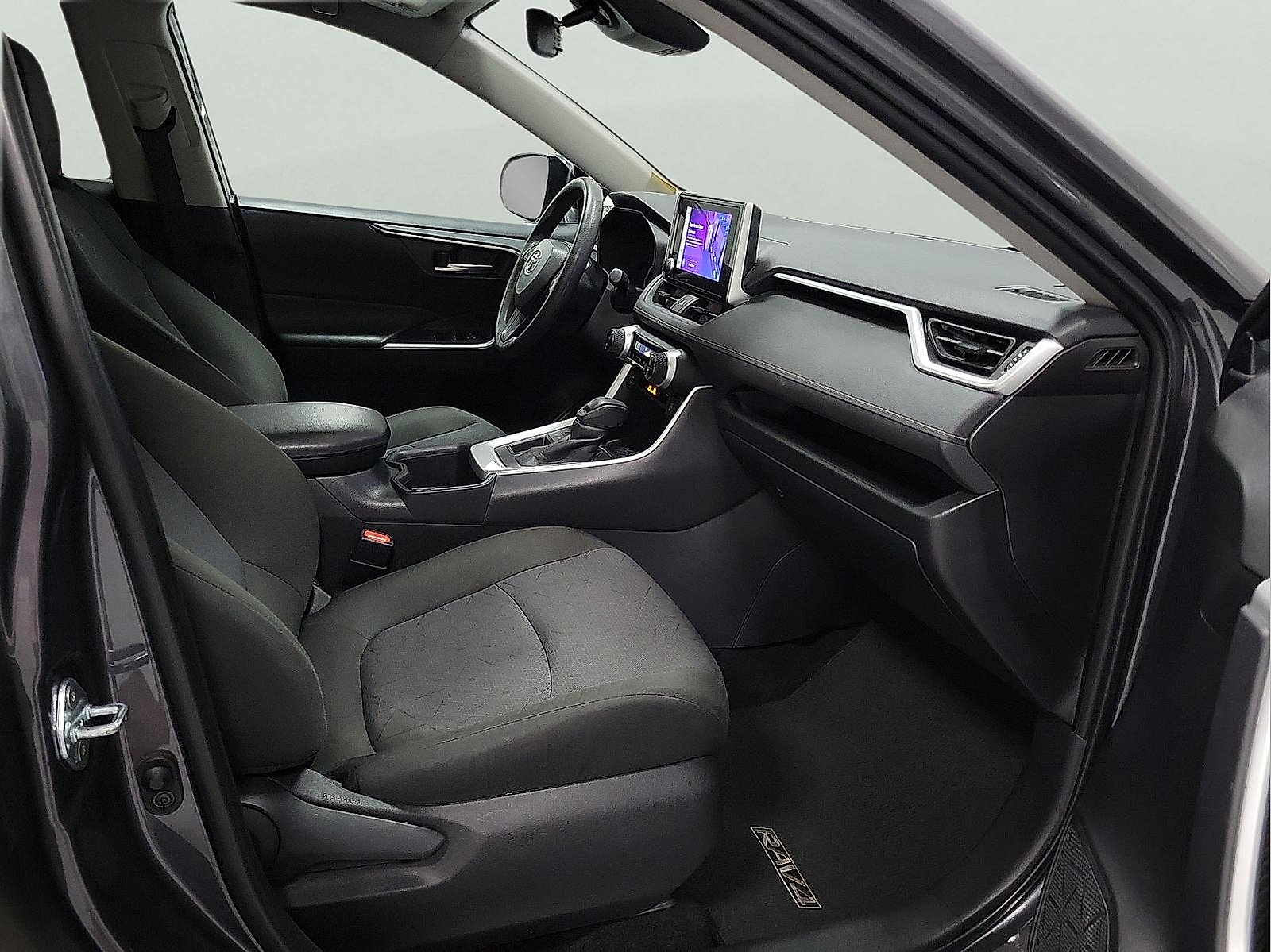Certified 2025 Toyota RAV4 XLE FWD image 15