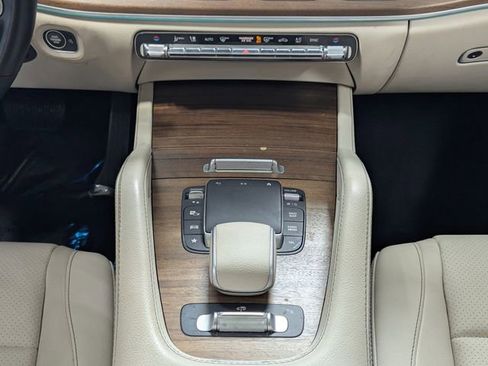 Used 2023 Mercedes-Benz GLS 450 4MATIC image 13