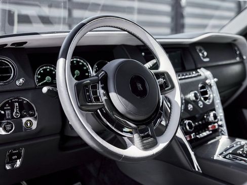 Used 2023 Rolls-Royce Cullinan AWD/4WD image 41