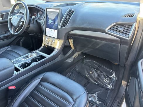 Certified 2023 Ford Edge SEL image 11