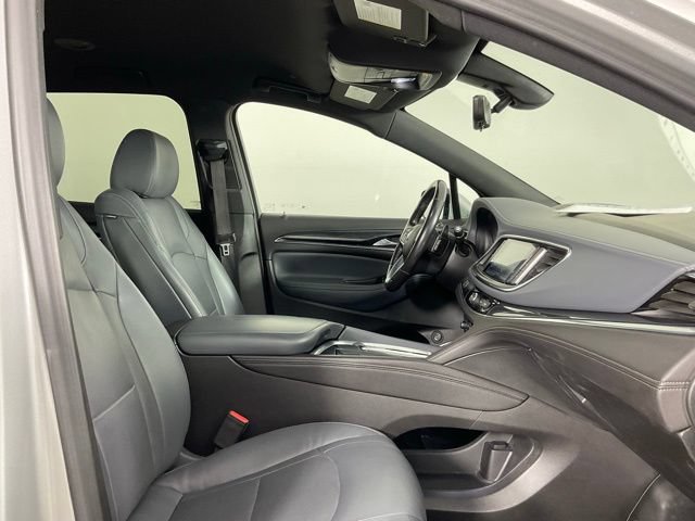 Used 2022 Buick Enclave Premium AWD/4WD image 18