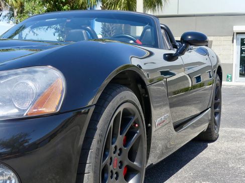 Used 2004 Dodge Viper SRT-10 image 30
