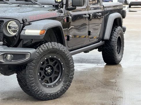 Used 2020 Jeep Gladiator Rubicon image 3