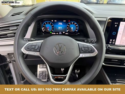 Used 2025 Volkswagen Atlas Peak Edition SE image 18