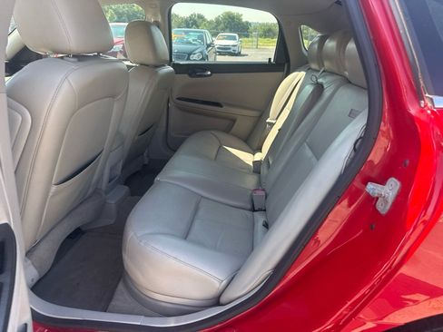 Used 2010 Chevrolet Impala LTZ FWD image 10