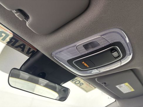 Used 2025 Hyundai Elantra Sport image 19