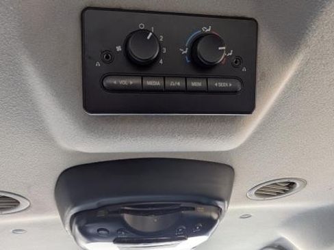 Used 2004 Ford Freestar SEL FWD image 15