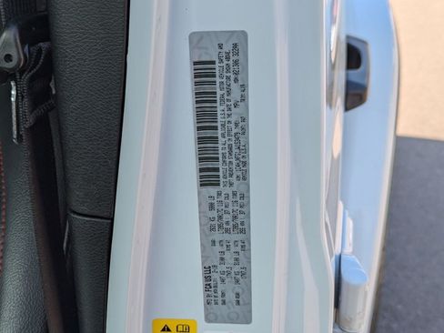 Used 2018 Jeep Wrangler Unlimited Rubicon AWD/4WD image 25