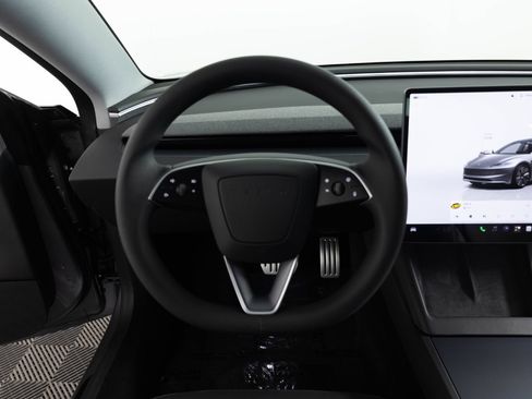 Used 2025 Tesla Model 3 RWD image 28