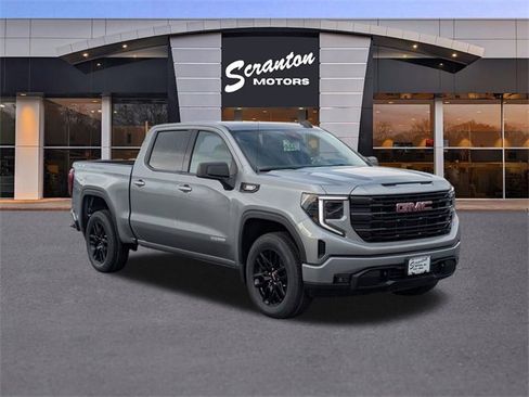 New 2026 GMC Sierra 1500 Elevation image 7